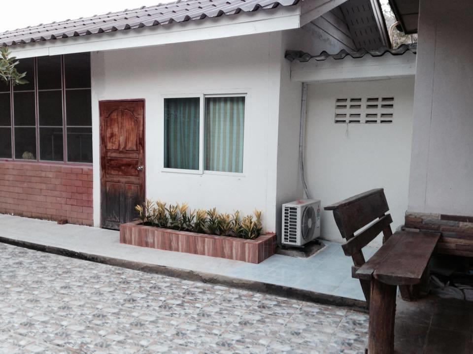Pimpa House Hotel Ban Hua Nam Mae Sakut Exterior foto