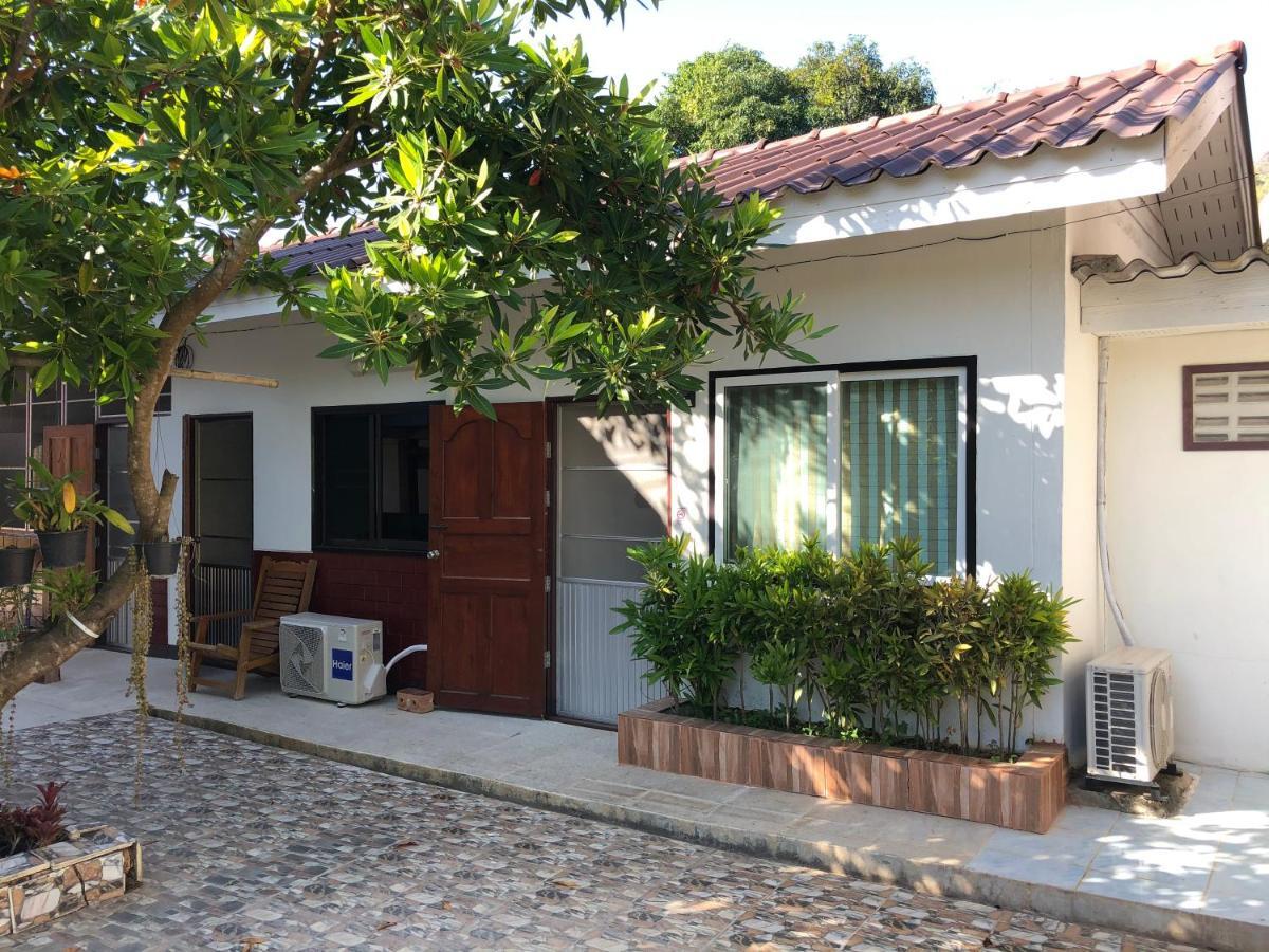 Pimpa House Hotel Ban Hua Nam Mae Sakut Exterior foto